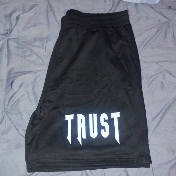 Trust nobody T-Shirt Trust shorts.or just 1 or 2 peice your choice - Picture 4 of 11